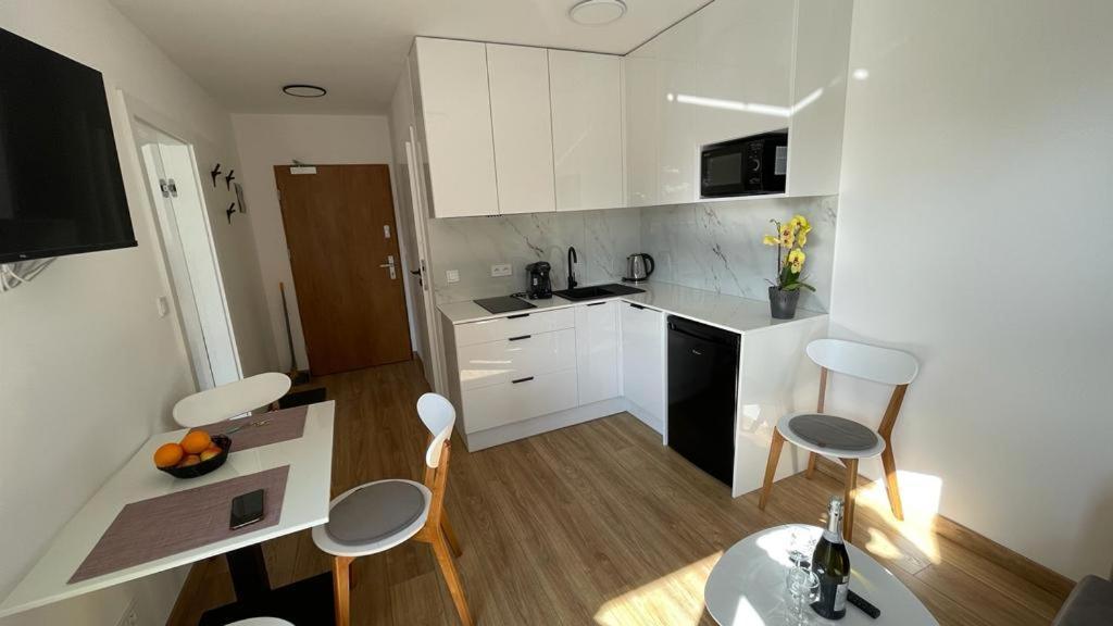 Apartamenty Bella Mare ロビ エクステリア 写真